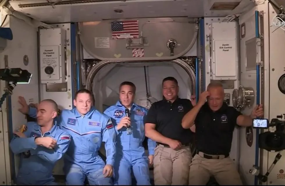 Astronautas llegan a la estación espacial (Foto: AFP/NASA)