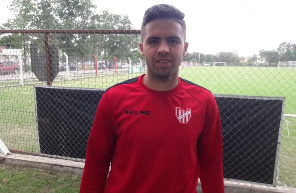 Hijo de aquel goleador de Juniors, el Nico Watson se ilusiona con el debut en Caballito.