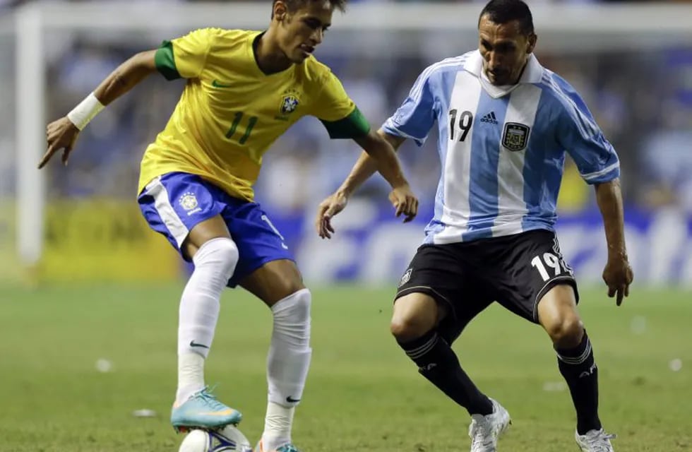 Guiñazú y Neymar.