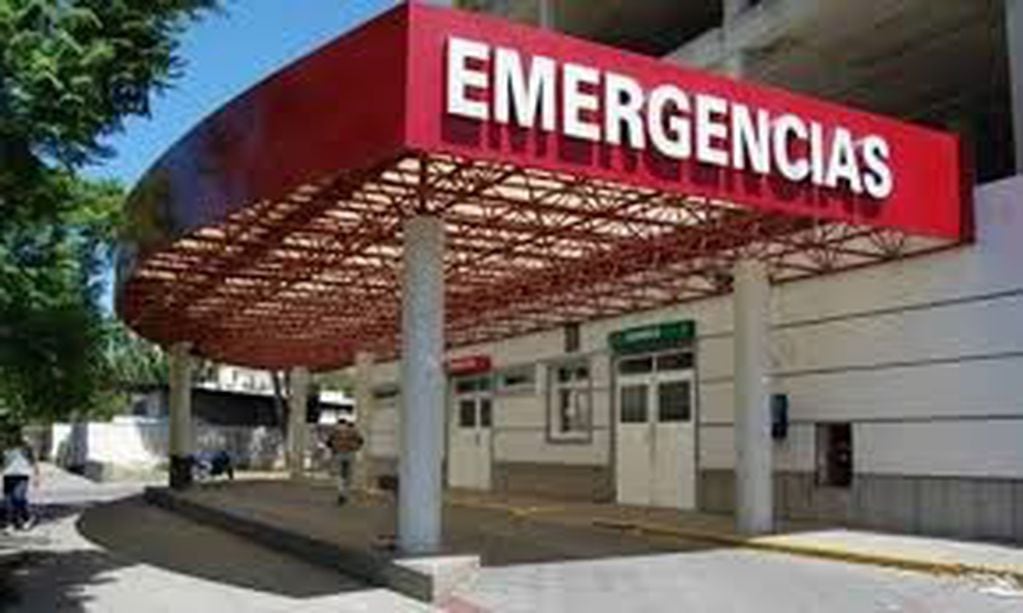 Servicio de emergencias en el Hospital Municipal y el Penna