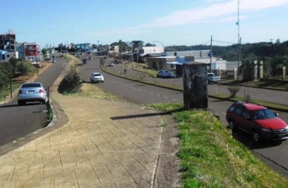 Una vereda y una avenida separan a la Argentina de Brasil.