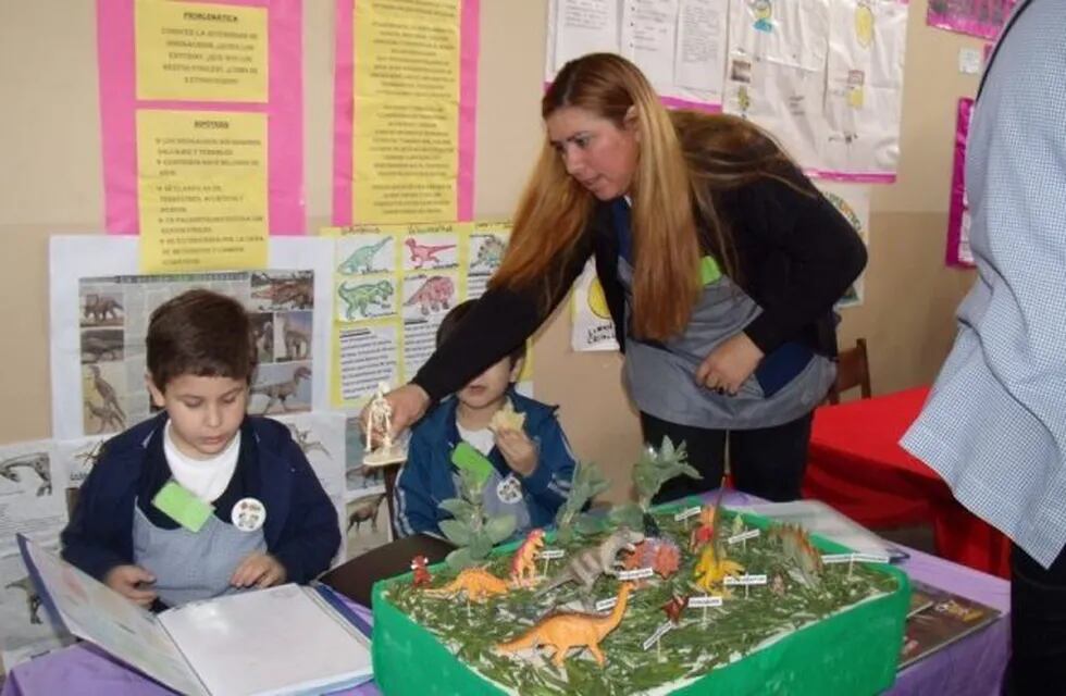 Feria de Ciencias: Barrancas, Andacollo y Neuquén