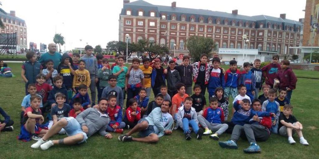 Rosario participó el 9° Encuentro de Escuelitas de Fútbol en Mar del Plata