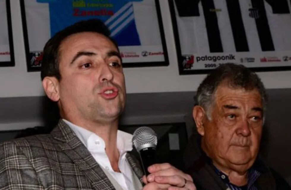 El Intendente junto al presidente de la Liga, Emeterio Farías, para impulsar obras de infraestructura en los clubes.