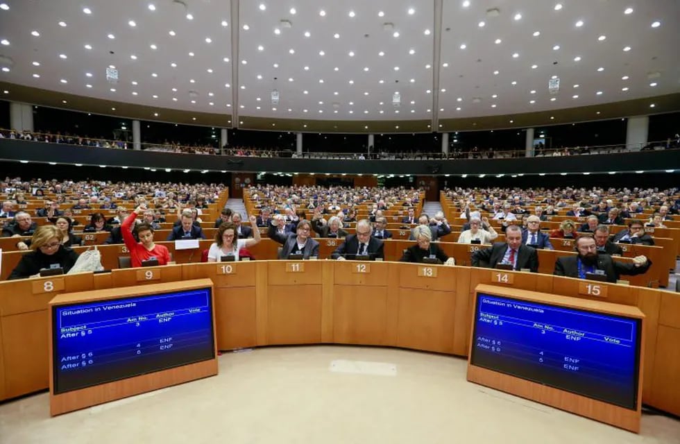 Sesión donde el pleno del Parlamento Europeo vota una resolución para fijar su posición sobre la crisis en Venezuela
