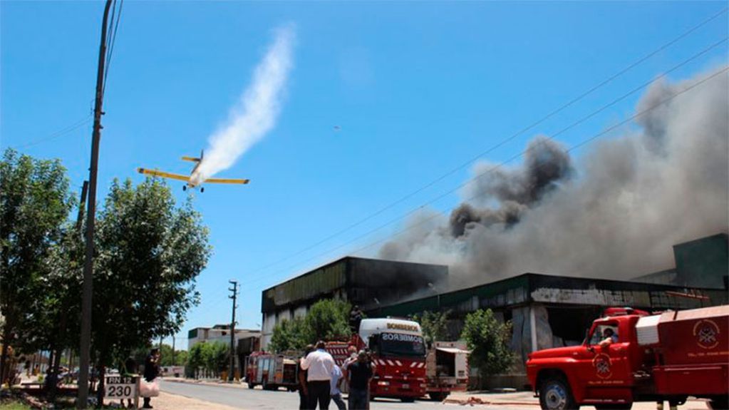 Incendio en planta Avícola Gualeguay. Crédito: (Lt38)