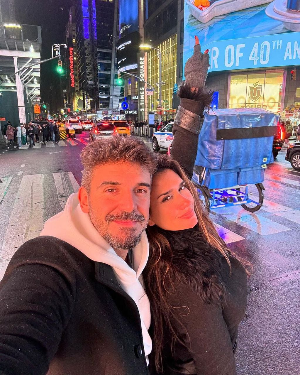 Las tiernas fotos de Momi Giardina con su novio en Nueva York