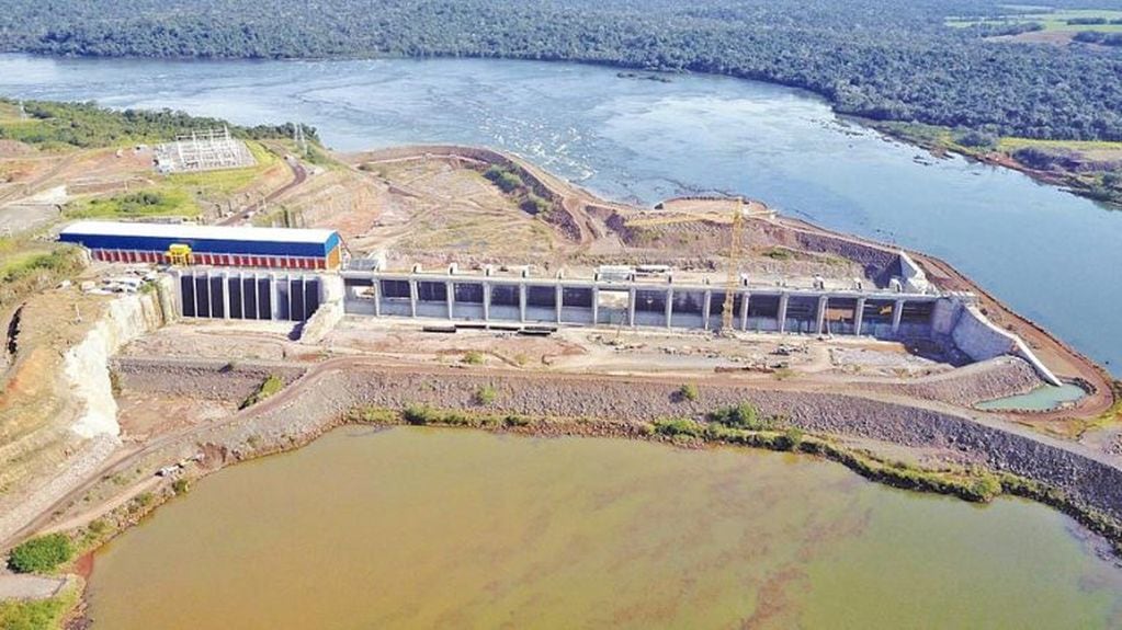 Impacto de la represa Bajo Iguazú en el río del mismo nombre. (Jornal do Iguaçu)
