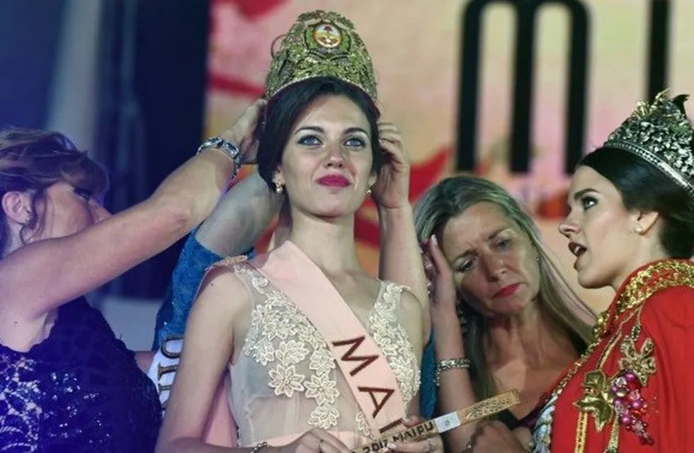 Victoria Colovatti, la última maipucina que fue coronada como Reina Nacional en el 2017.