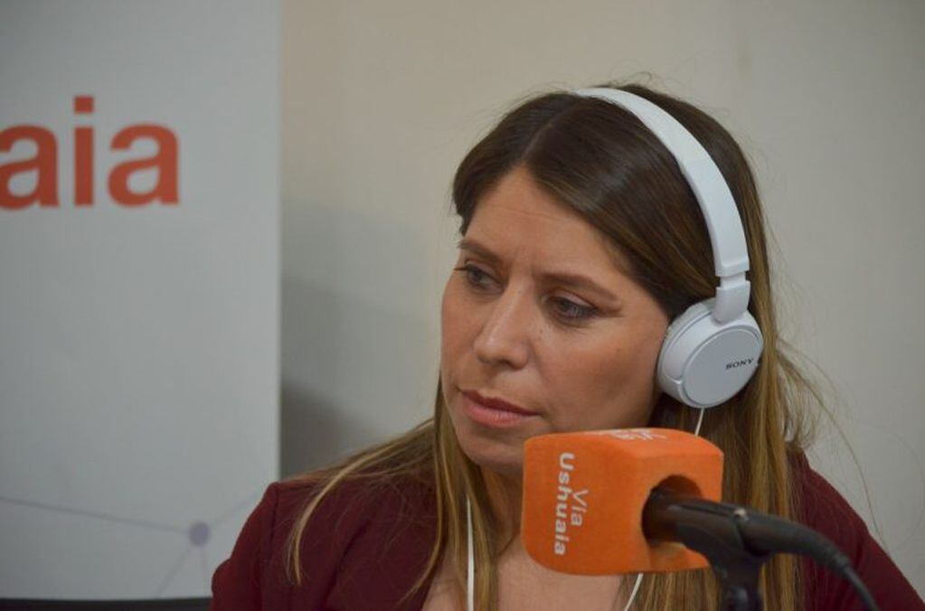 Alejandra Saldivia Columnista Gremial de "La Hora Vía"