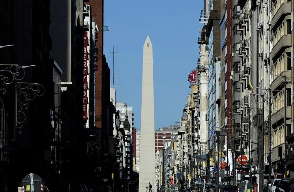 Avenida Corrientes y el Obelisco (DYN)