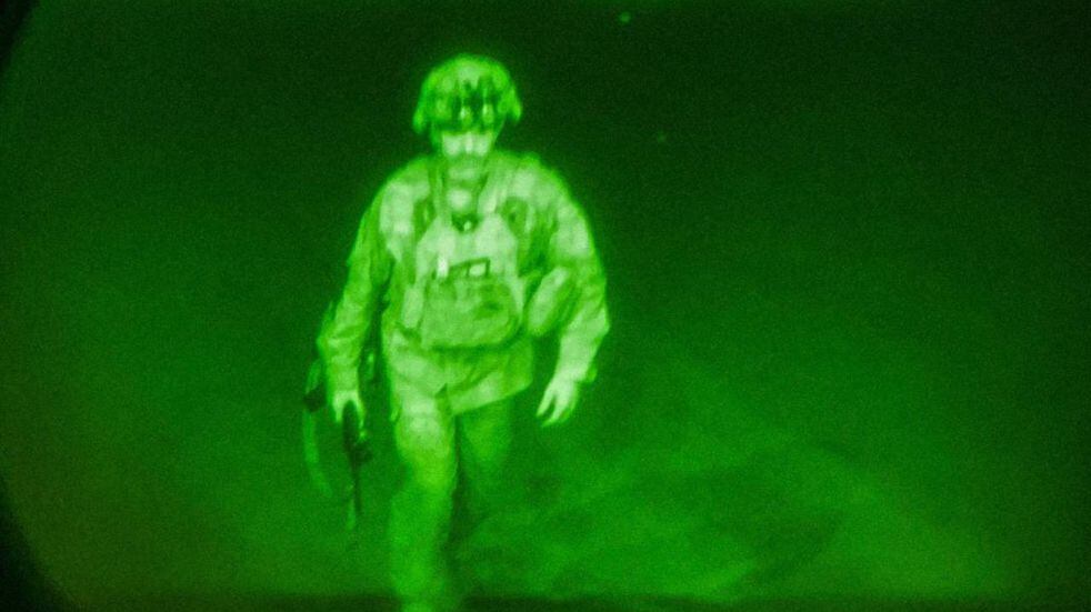 Quién es Chris Donahue, el último soldado estadounidense en abandonar Afganistán