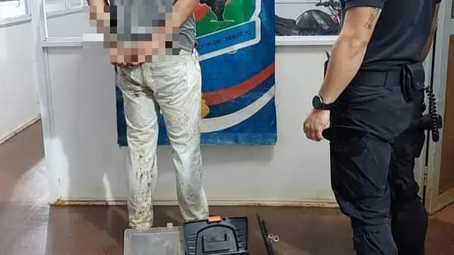 Detienen a un joven con objetos robados en Puerto Esperanza