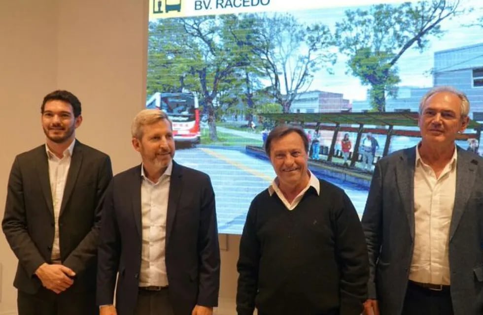 Frigerio estuvo en Paraná junto a representantes de Cambiemos.