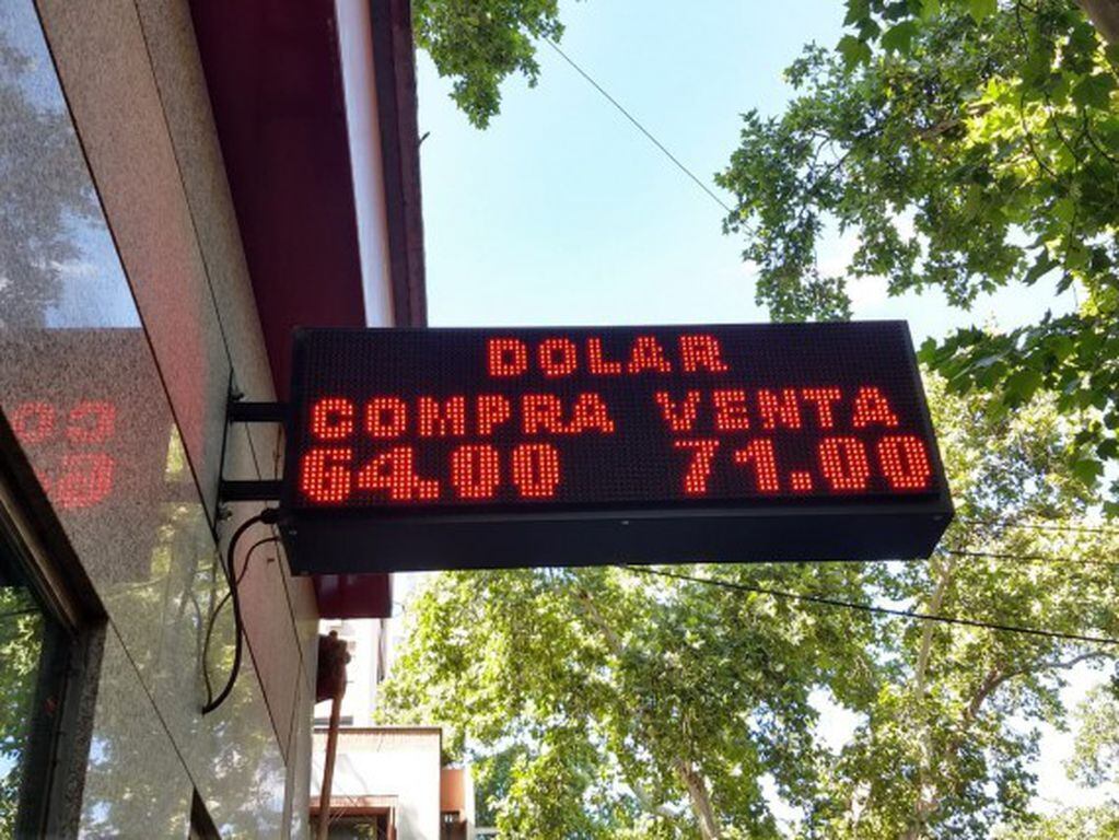 La cotización en las casas de cambio. Foto: MendozaPost.