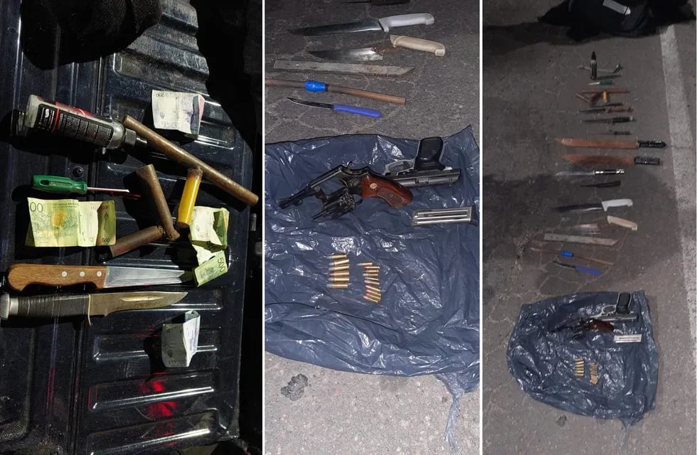 Secuestraron armas y municiones en colectivos donde viajaban los hinchas de Godoy Cruz (Prensa Ministerio de Seguridad)