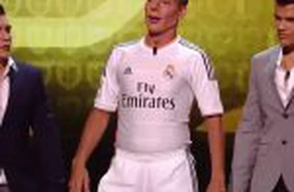 Martín Bossi imitó a Cristiano Ronaldo en la entrega de los premios de Univisión Deportes.