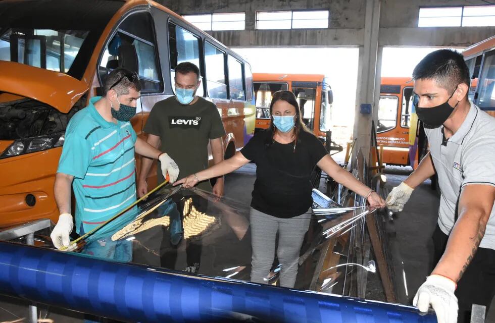 Aumentan la protección para los choferes de minibuses