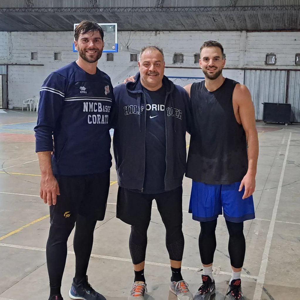 Pablo Bertone y Manuel Olocco visitaron el Club Sportivo 24 de Arroyito