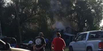 Incendio en Bowen dejó a dos familias en la calle
