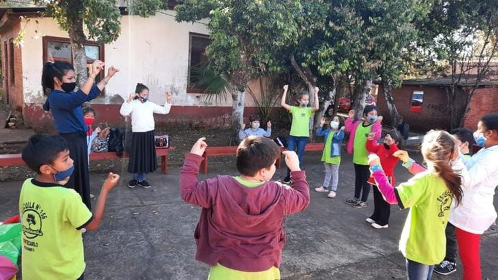 Montecarlo: realizaron Jornada de Cultura Solidaria en la Escuela N°156.