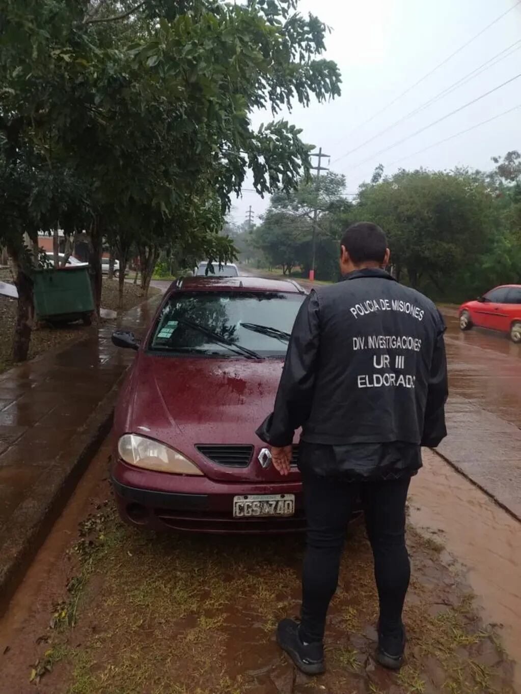 Auto robado en Puerto Iguazú fue encontrado en otra localidad