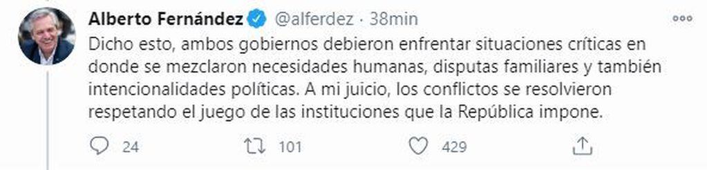 Los mensajes de Alberto Fernández sobre Guernica y el caso Etchevehere. (Twitter)
