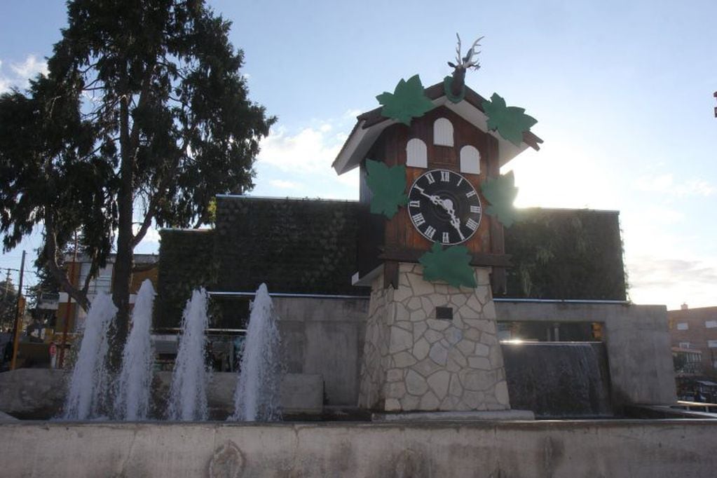 Nueva plazoleta del Reloj Cucú, otro de los sitios íconos de nuestra ciudad.