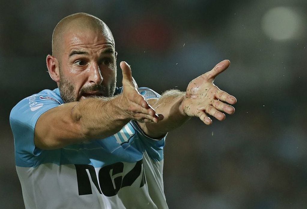 López debutó en Racing en 2003, fue el goleador del Apertura 2004 y en 2005 emigró al Oporto.(Foto:Alejandro Pagni / AFP).