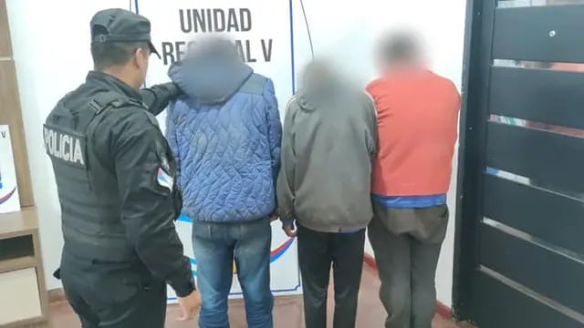 Tres sujetos detenidos tras sustraer objetos en Puerto Iguazú