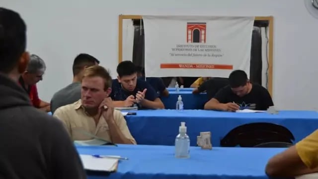 Lanzan cursos de capacitación en Puerto Esperanza
