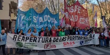 Marcha sindical en Rosario