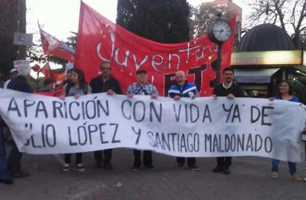San Nicolás se sumó al reclamo nacional y encabezó una marcha por López y Maldonado. (Hugo Sívori)
