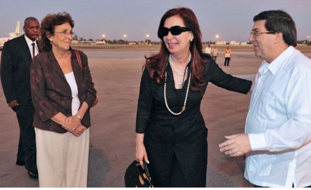 Cristina Kirchner llega a Cuba para acompañar a su hija Florencia, el pasado marzo.