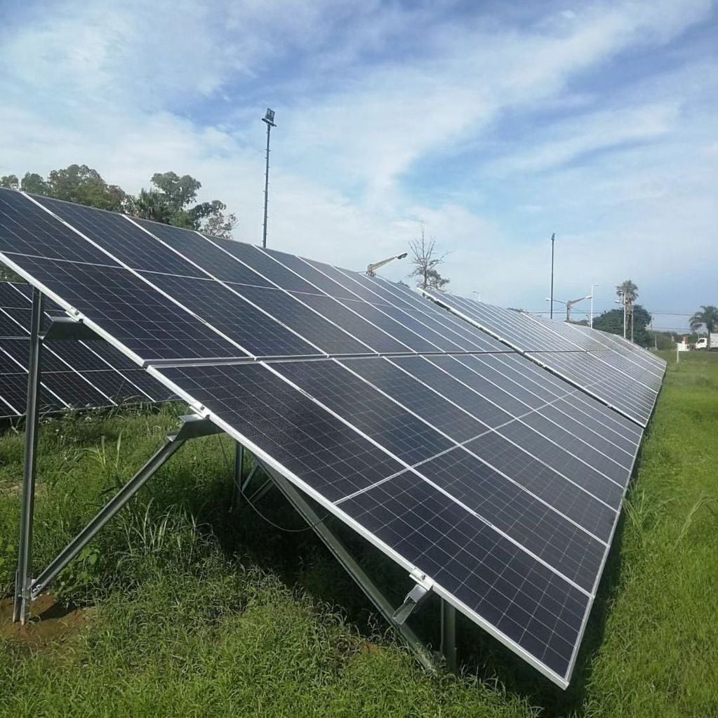 Uno de los 594 paneles solares en Morteros.