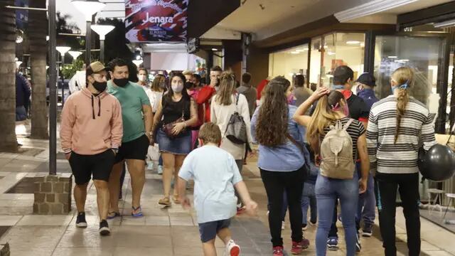 "Finde XXL" en Villa Carlos Paz.