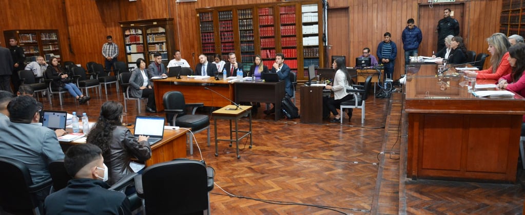 Horas intensas se vivió en las jornadas de este martes y miércoles en los Tribunales de Jujuy, con las últimas audiencias del juicio por el femicidio de Iara Sabrina Rueda.