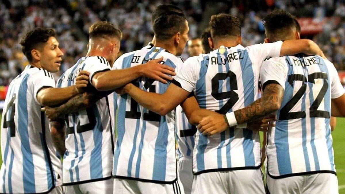 La IA reveló cómo le irá a la Selección Argentina y quién será campeón del Mundial 2026 thumbnail