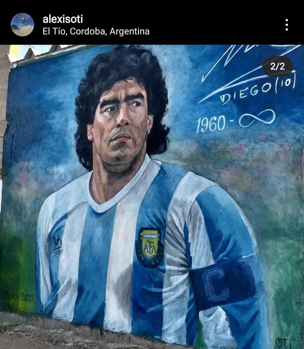 Mural honor a Maradona en El Tío