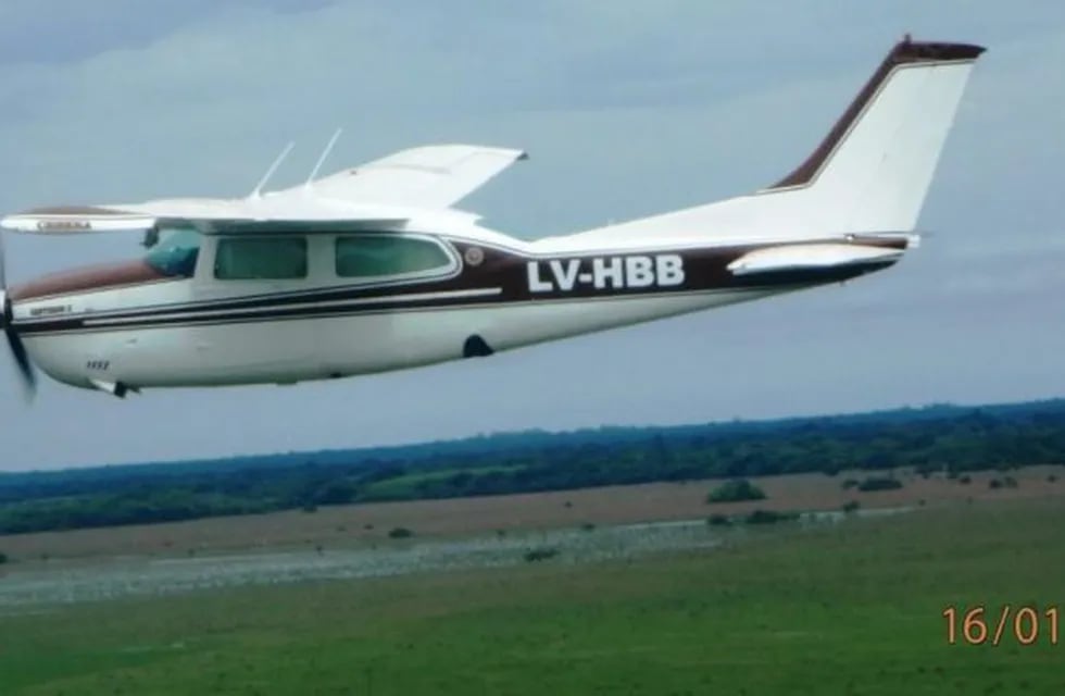 Una avioneta ilegal que ingresó a espacio aéreo argentino fue perseguida por aviones Pampa.