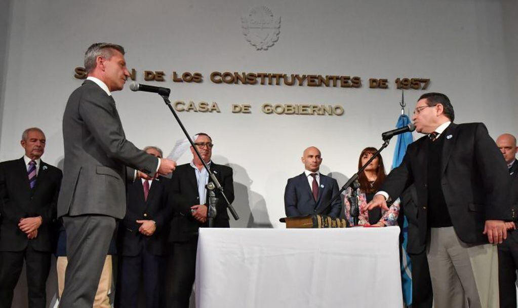 Félix Sotomayor asume los destinos de Unidad Gobernador.
