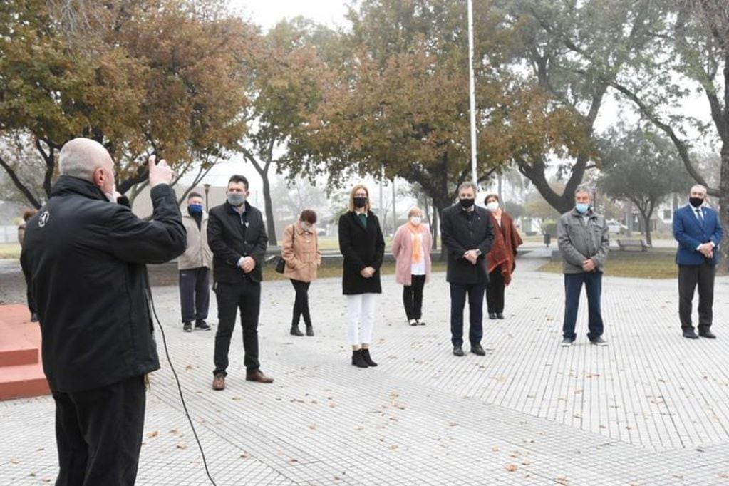 Acto por el día de la bandera en Rafaela