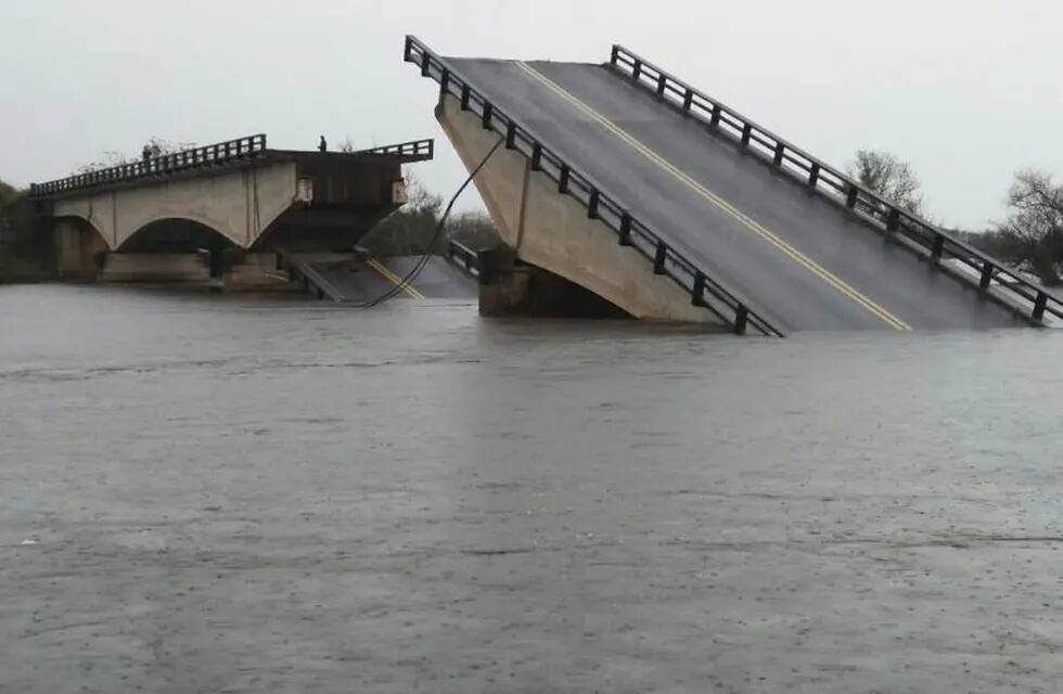 El puente sobre el arroyo Guazú colapsó en julio de 2017