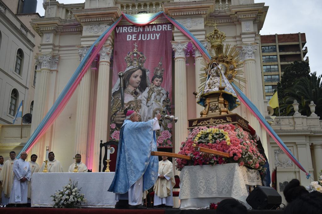 El culto a la Virgen María en su advocación del Rosario se remonta al siglo 19 en el territorio de la actual provincia de Jujuy, de la que es su santa patrona.