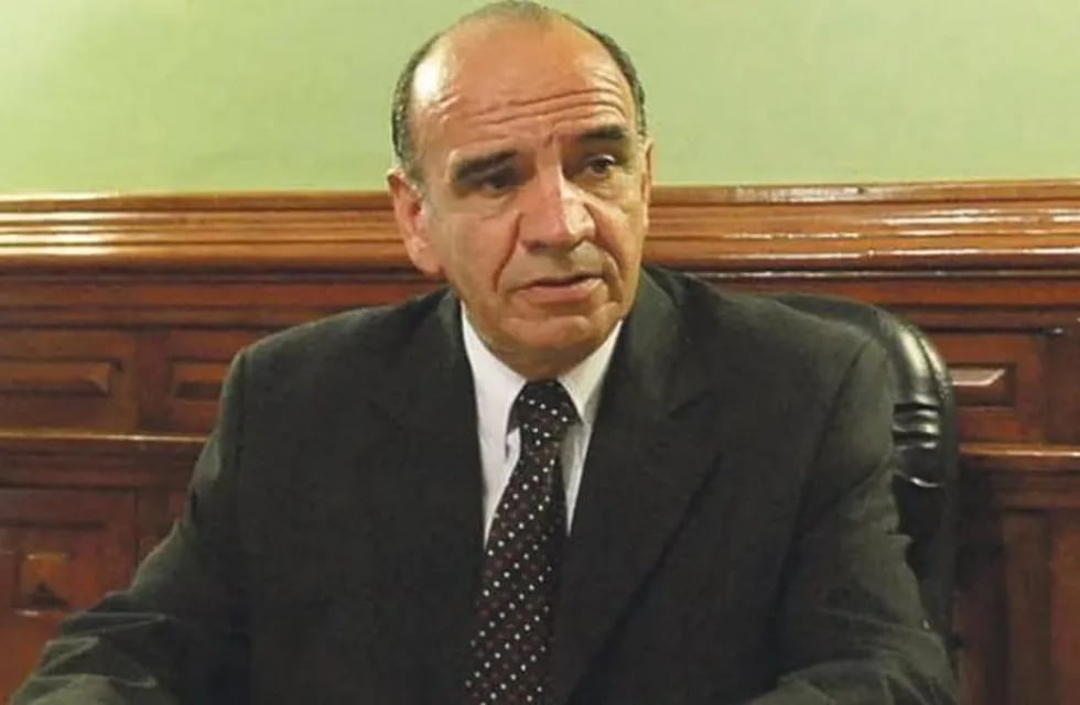 Edmundo Jiménez.