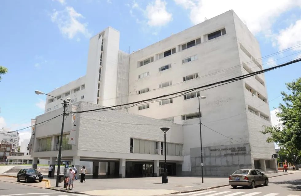 Centro de Especialidades Médicas Ambulatorias de Rosario (Cemar) en San Luis y Moreno. (Prensa Municipalidad de Rosario)