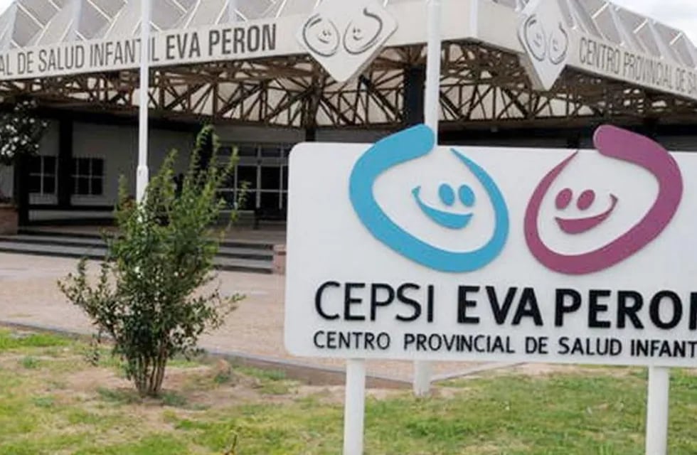 El niño se encuentra internado en el Centro Provincial de Salud Infantil (CePSI).