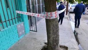 Conmoción en barrio Comercial de Córdoba por el crimen de una vecina en su casa. (Javier Ferreyra)