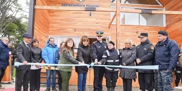 Inauguraron el destacamento policial “Soberanía Nacional” en Puerto Almanza