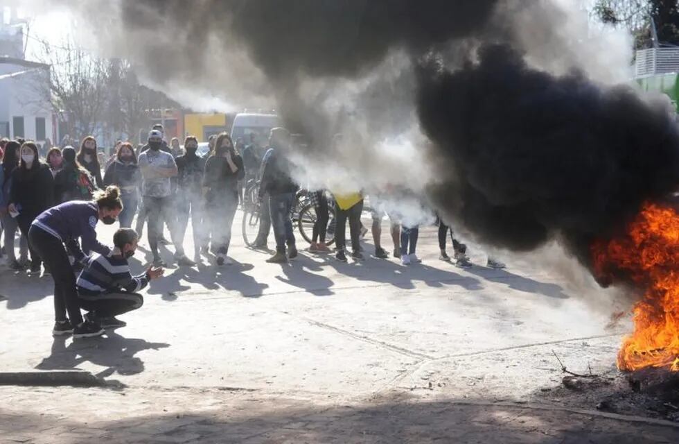 Protesta en Moreno por el femicidio de Ludmila (Foto: Clarín)